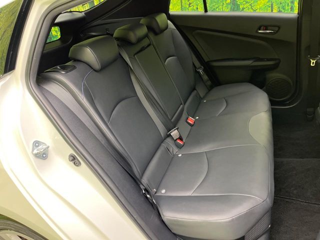 TOYOTA PRIUS 2016 Image 31