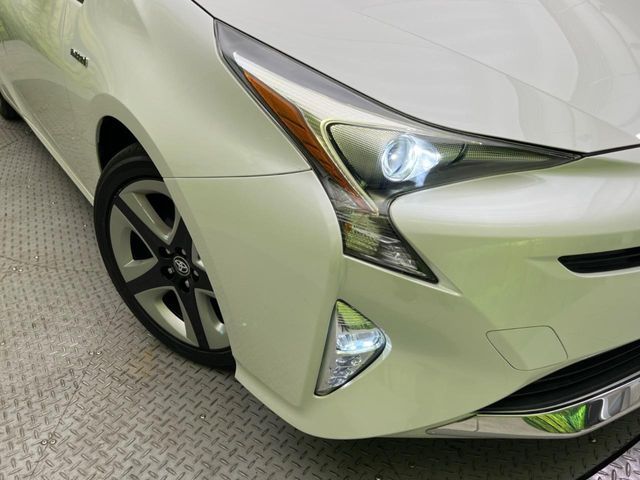 TOYOTA PRIUS 2016 Image 31
