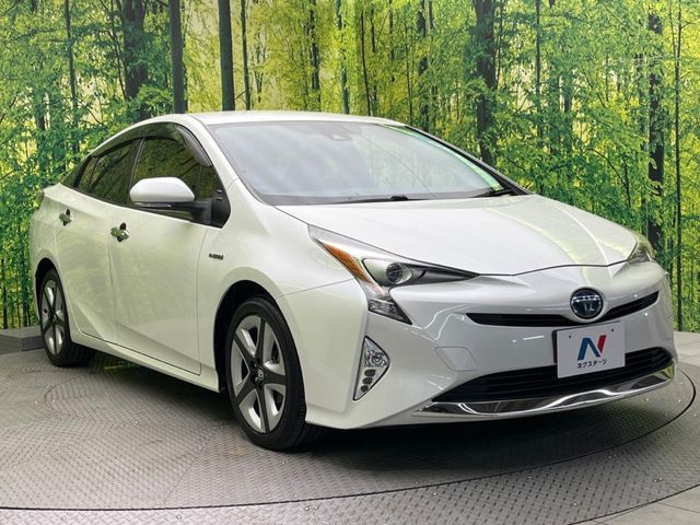 TOYOTA PRIUS 2016 Image 31