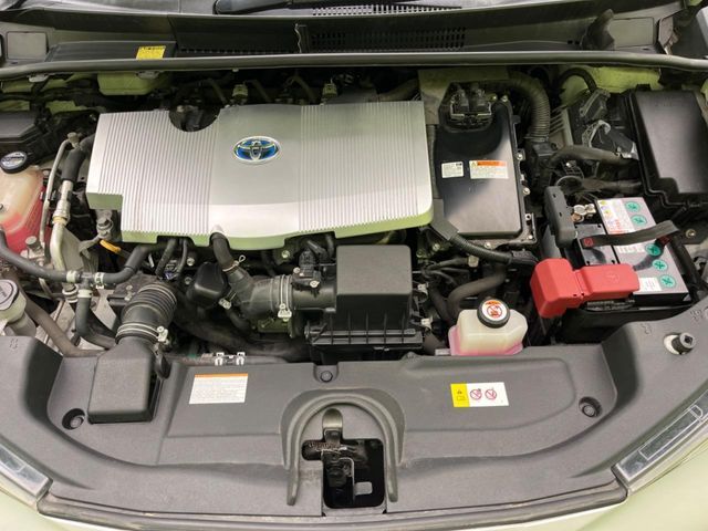 TOYOTA PRIUS 2016 Image 31