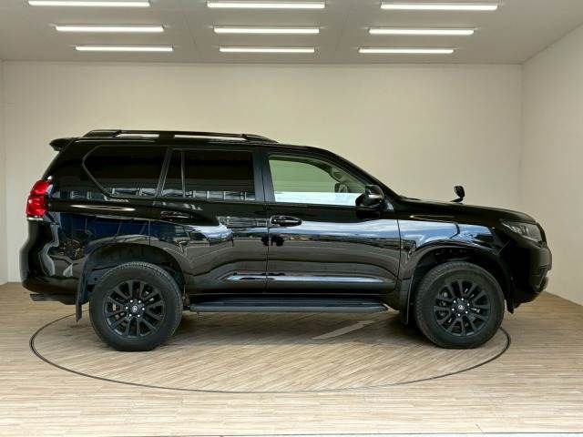 TOYOTA LANDCRUISER PRADO 2023 Image 31