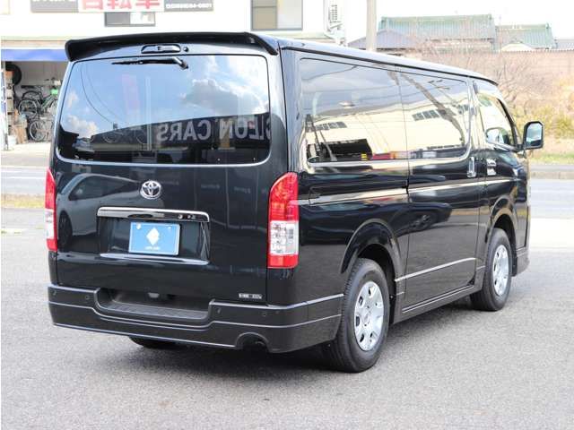 TOYOTA HIACE VAN 4WD 2022 Image 31