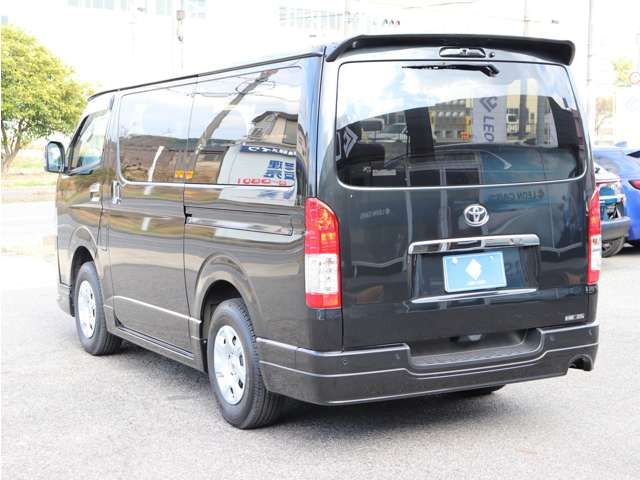 TOYOTA HIACE VAN 4WD 2022 Image 31