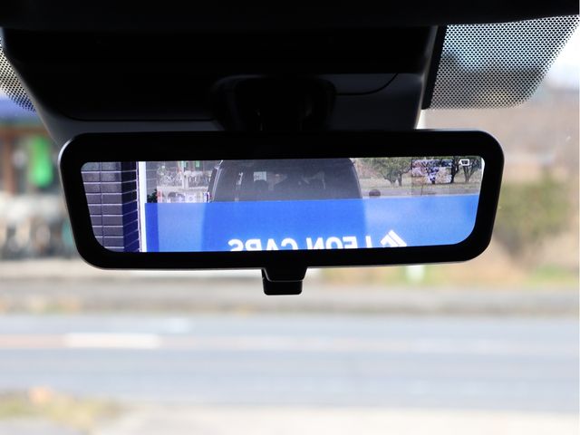 TOYOTA HIACE VAN 4WD 2022 Image 31