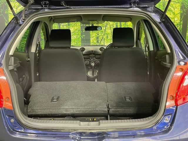 MAZDA DEMIO 2013 Image 31