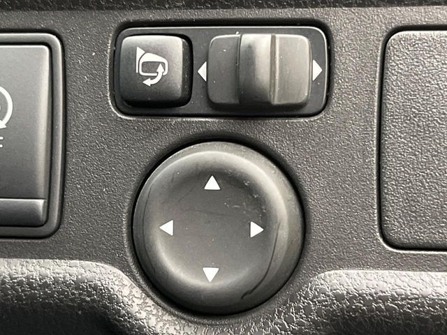 NISSAN NOTE 2013 Image 31