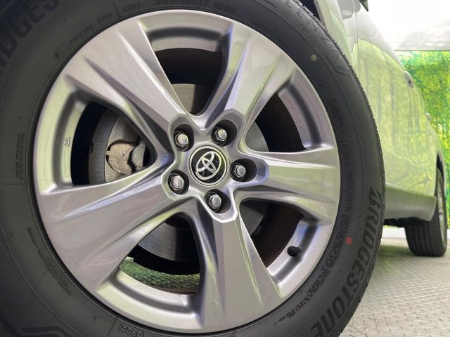 TOYOTA HARRIER 2WD 2022 Image 31