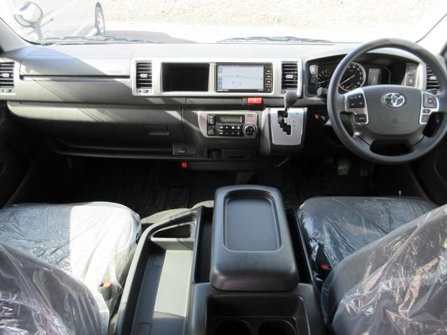 TOYOTA HIACE WAGON 4WD 2026 Image 31