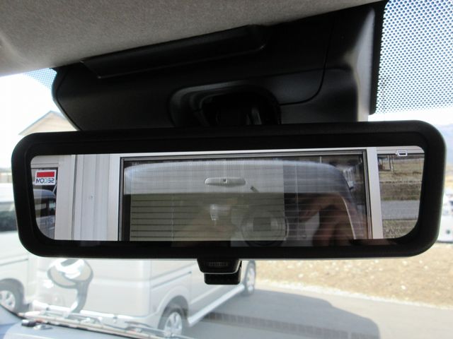 TOYOTA HIACE WAGON 4WD 2026 Image 31