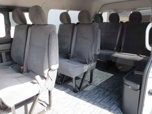 TOYOTA HIACE WAGON 4WD 2026 Image 31