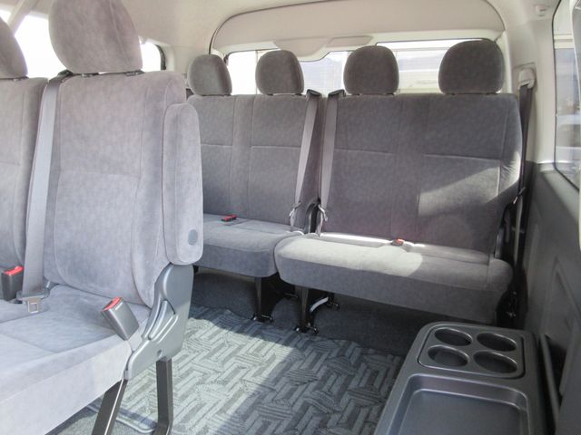 TOYOTA HIACE WAGON 4WD 2026 Image 31