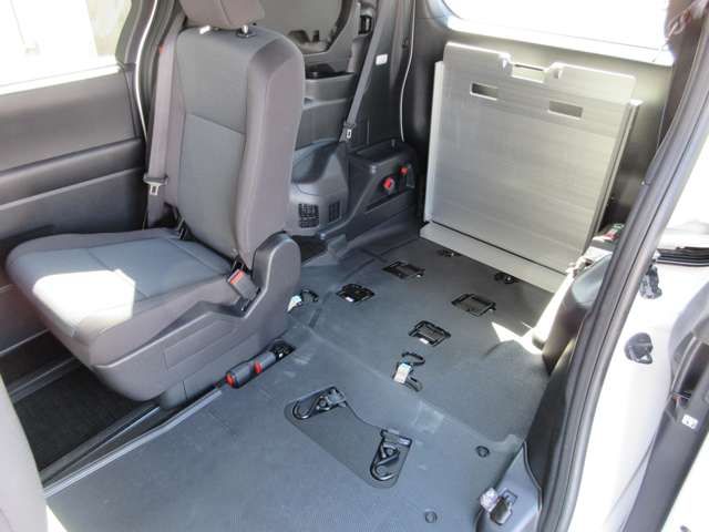 TOYOTA NOAH 4WD 2024 Image 31