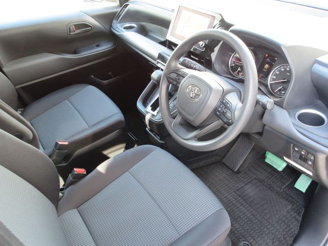 TOYOTA NOAH 4WD 2024 Image 31