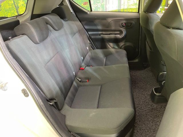 TOYOTA AQUA 2015 Image 31