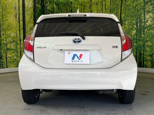 TOYOTA AQUA 2015 Image 31