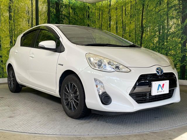 TOYOTA AQUA 2015 Image 31