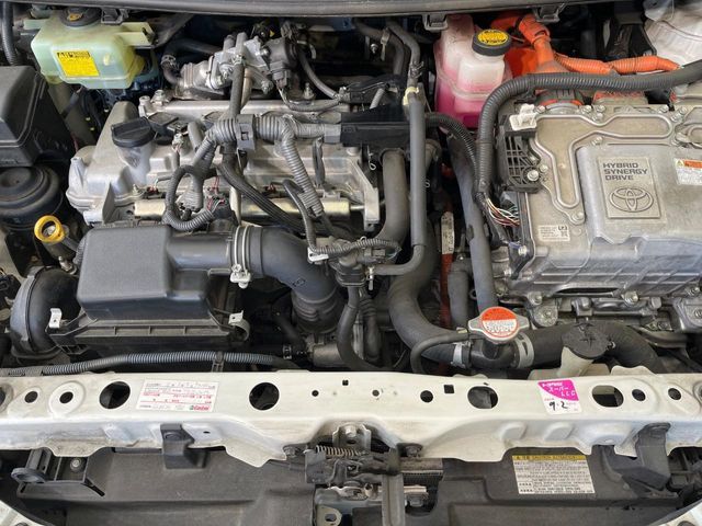 TOYOTA AQUA 2015 Image 31