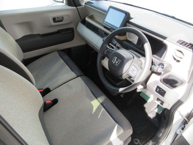 HONDA N BOX 2025 Image 31