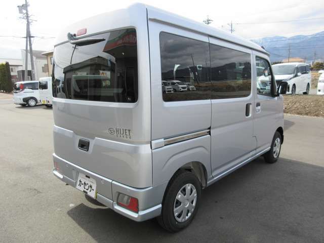 DAIHATSU HIJET CARGO 4WD 2024 Image 31