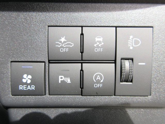 DAIHATSU HIJET CARGO 4WD 2024 Image 31