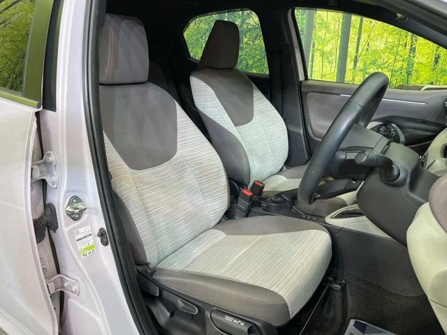 TOYOTA YARIS HYBRID 2021 Image 31