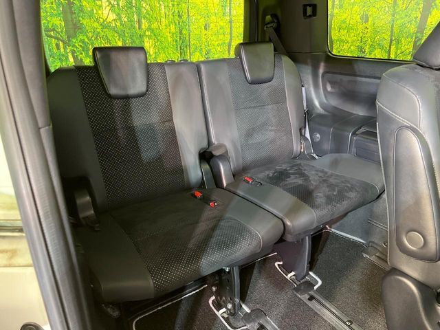 TOYOTA VOXY 2021 Image 31