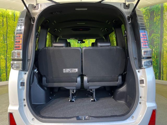 TOYOTA VOXY 2021 Image 31