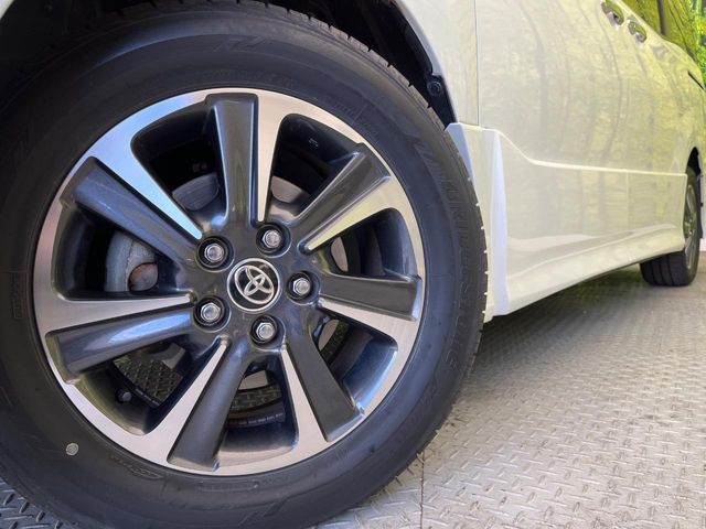 TOYOTA VOXY 2021 Image 31