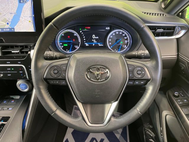 TOYOTA HARRIER HYBRID 2022 Image 31