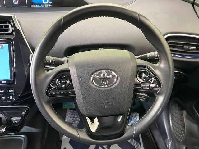 TOYOTA PRIUS 2019 Image 31