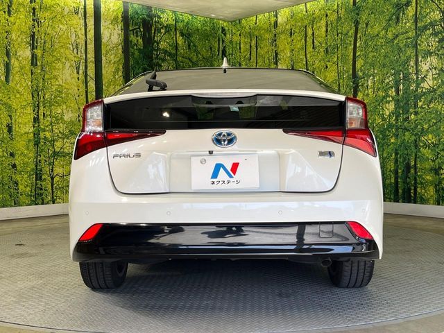 TOYOTA PRIUS 2019 Image 31