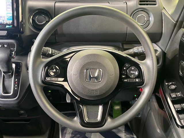 HONDA N BOX CUSTOM 2023 Image 31