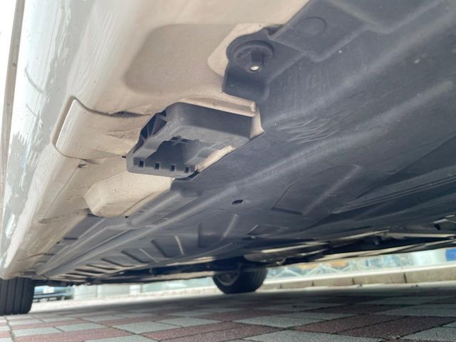 MERCEDES BENZ C CLAS 2019 Image 31