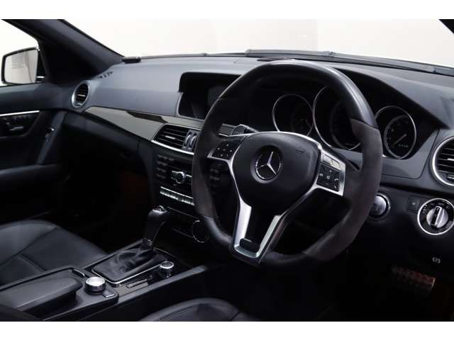 AMG C CLASS STATIONW 2011 Image 31
