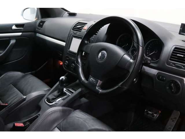 VOLKSWAGEN GOLF 4WD 2007 Image 31