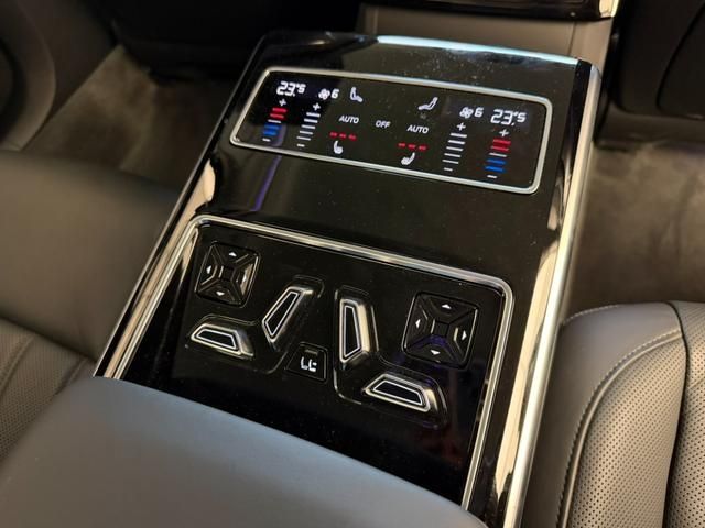 AUDI A8 2022 Image 31