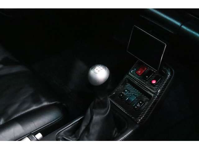 PORSCHE 911 1997 Image 31