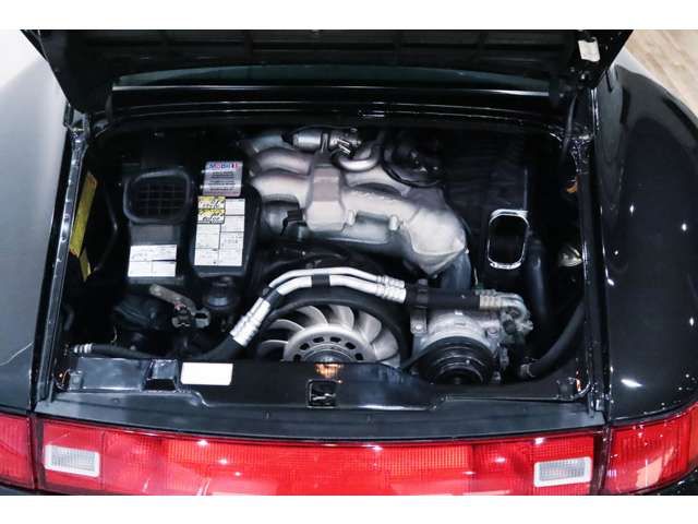 PORSCHE 911 1997 Image 31