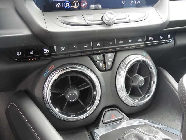 CHEVROLET CAMARO 2019 Image 31