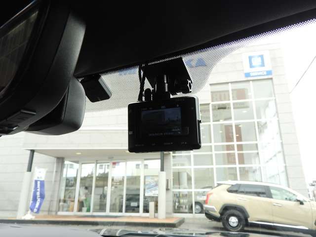 CHEVROLET CAMARO 2019 Image 31