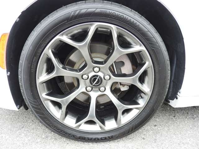 CHRYSLER 300 2017 Image 31