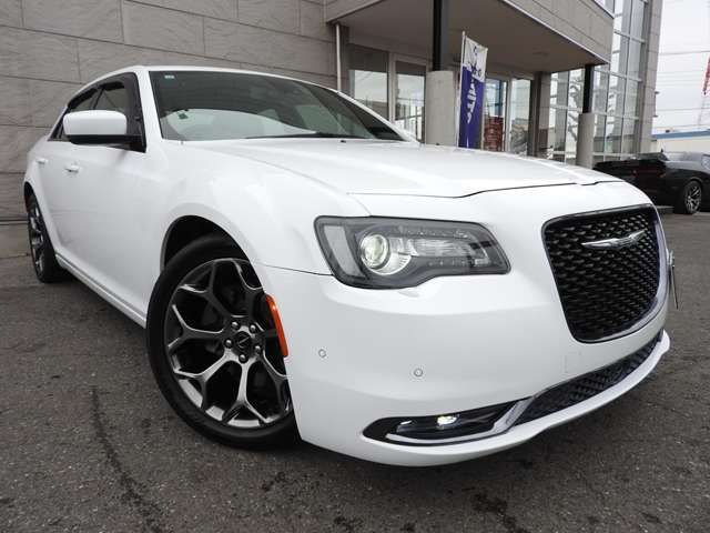 CHRYSLER 300 2017 Image 31