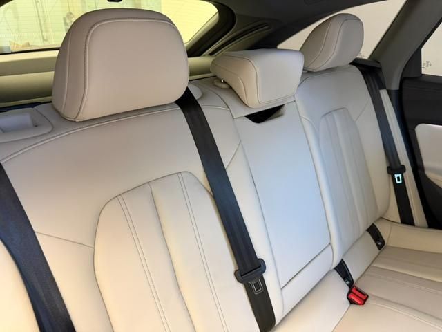 AUDI A5 AVANT 2025 Image 31