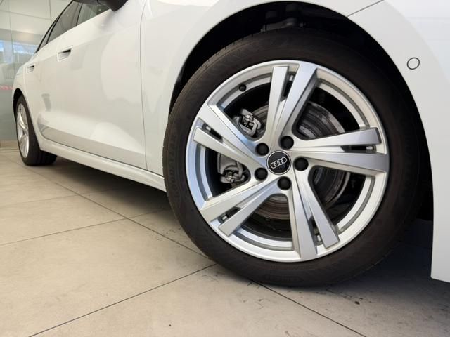 AUDI A5 AVANT 2025 Image 31