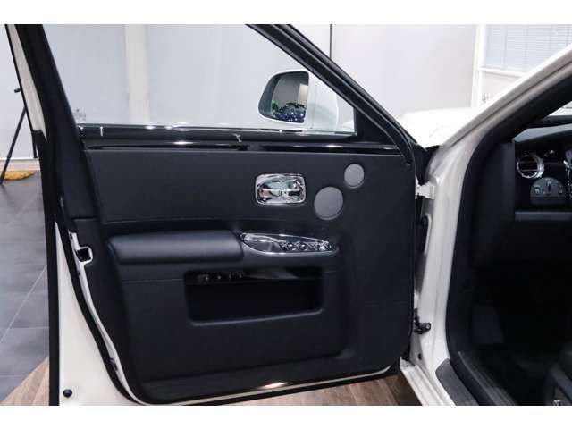 ROLLS ROYCE ROLLS-ROYCE 2016 Image 31