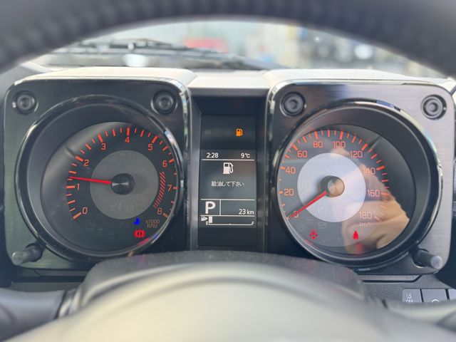 SUZUKI JIMNY NOMADE 2025 Image 31