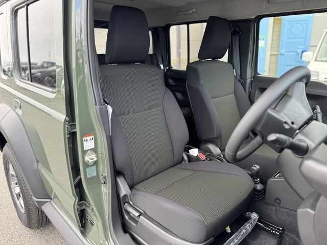 SUZUKI JIMNY NOMADE 2025 Image 31