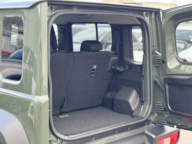 SUZUKI JIMNY NOMADE 2025 Image 31