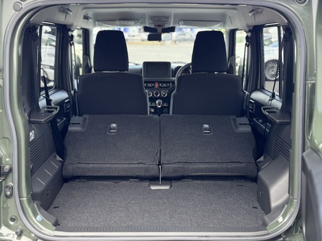 SUZUKI JIMNY NOMADE 2025 Image 31