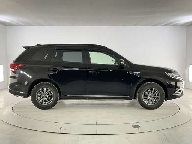 MITSUBISHI OUTLANDER PHEV 2019 Image 31